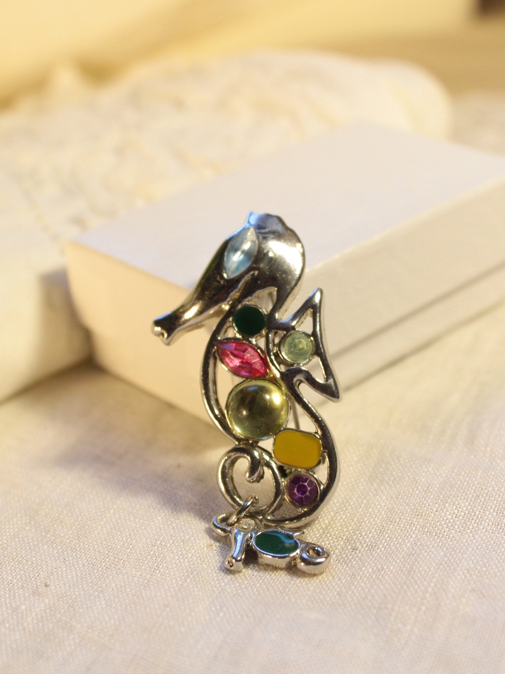 Vintage Monet Silver-Tone Seahorse Brooch with Multicolor Stones